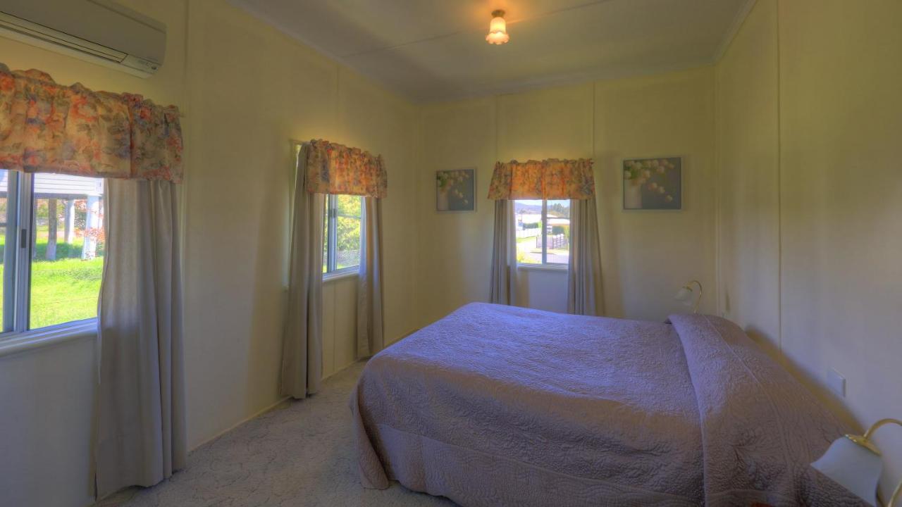 The Vines Motel & Cottages Станторп Екстериор снимка