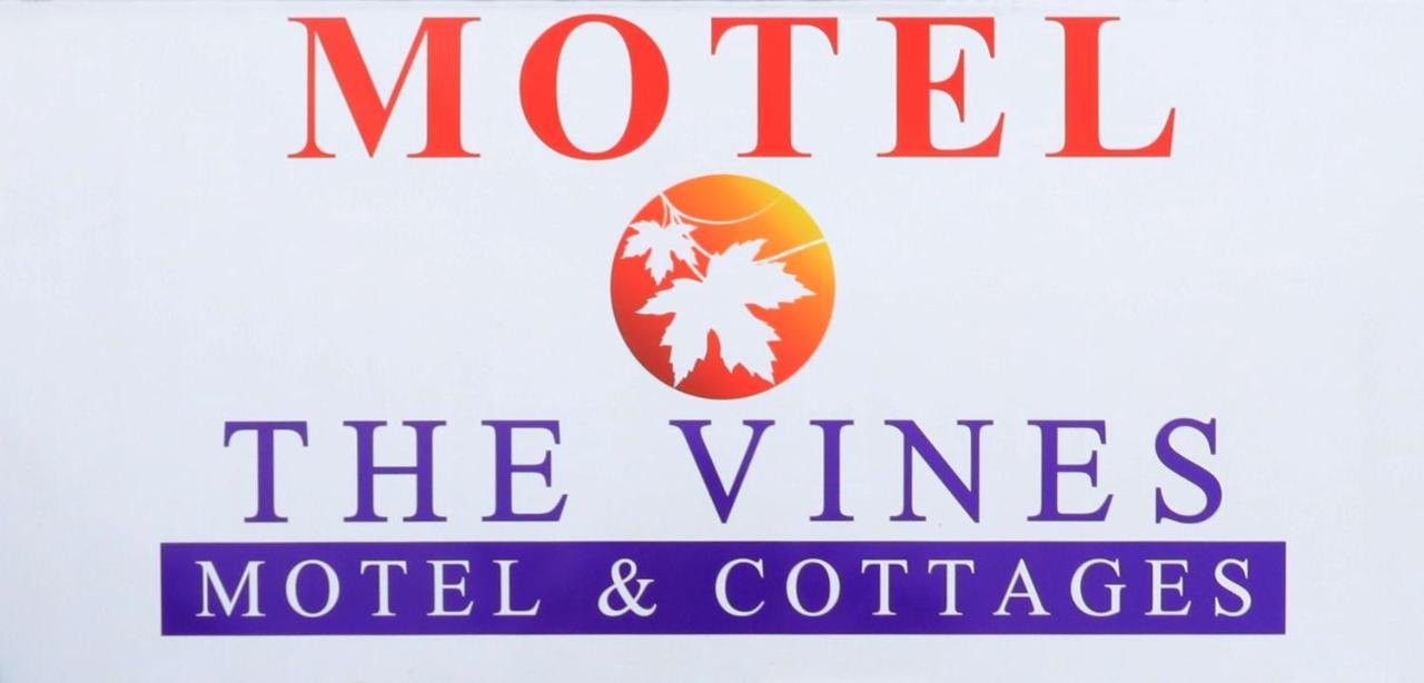 The Vines Motel & Cottages Станторп Екстериор снимка